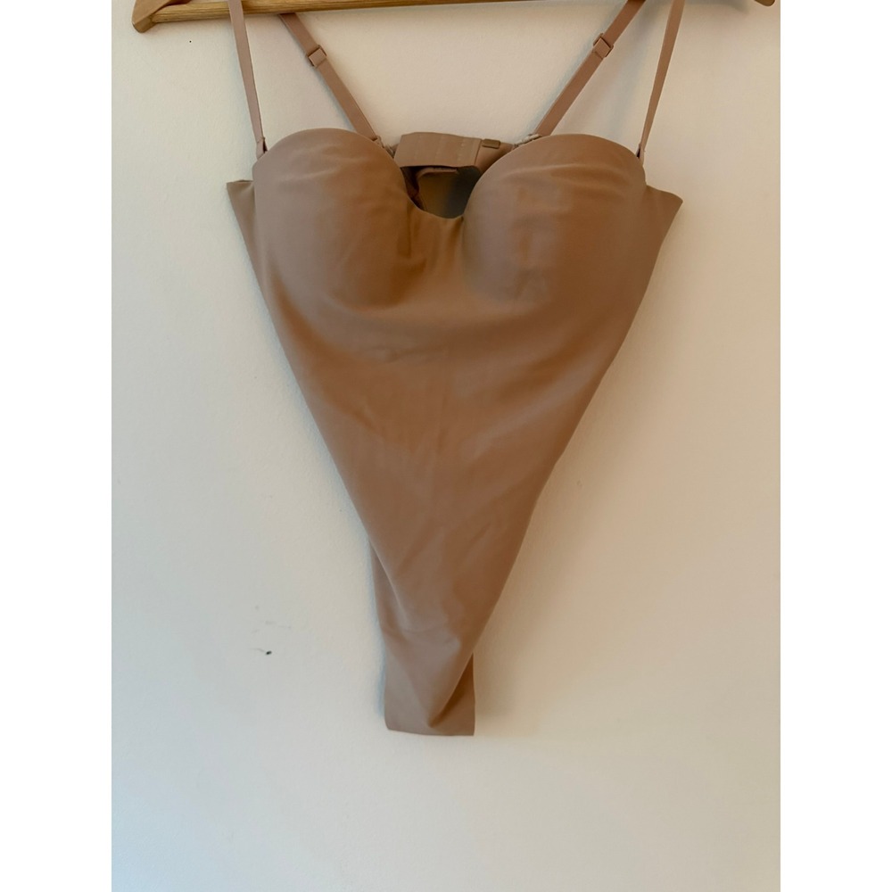 NWT SKIMS Underwire Thong Bodysuit Clay Size Small